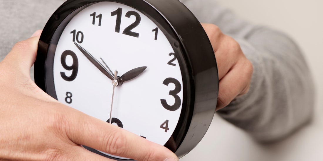 No more daylight saving—does your payroll change with the clocks?  hero image